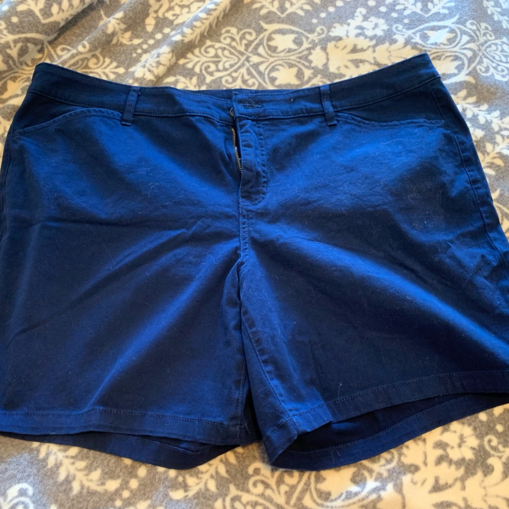 St. John’s Bay Chino Shorts Navy 20W